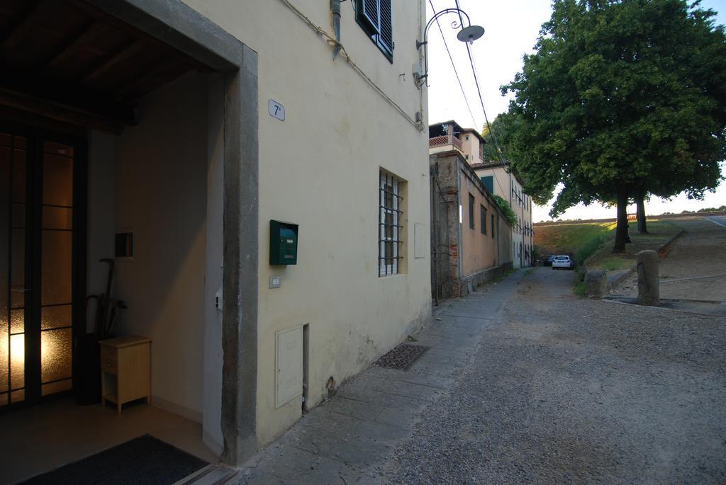 S. Agostino Fronte Mura Lucca Exterior foto